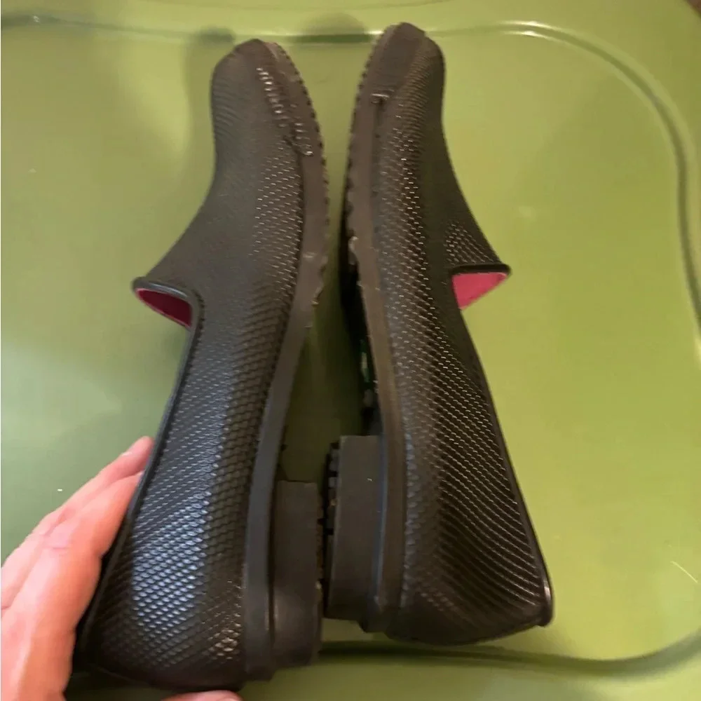 Cougar Ruby Slip-On Shoes Waterproof Rubber Black Snake Low Heel Garden Sz. 10